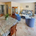 Gorgeous In Saint-georges-de-didon Appartamento *