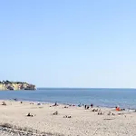 Gorgeous In Saint-georges-de-didon Appartamento Saint-Georges-de-Didonne